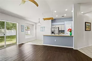 34703 Birchmont Ln, Zephyrhills, FL 33541 - Photo 24