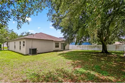 34703 Birchmont Lane, Zephyrhills, FL 33541 - Photo 8