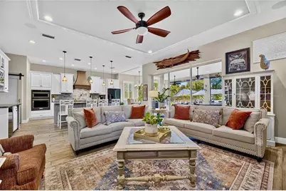 303 W Chapman Road, Lutz, FL 33548 - Photo 8