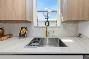 617 Folsom St S, Saint Petersburg, FL 33707 - Photo 42