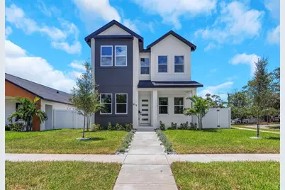 617 Folsom Street S, Saint Petersburg, FL 33707 - Photo 2