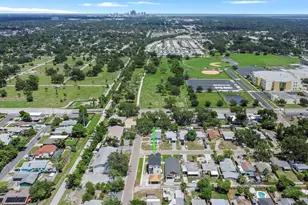 617 Folsom St S, Saint Petersburg, FL 33707 - Photo 86