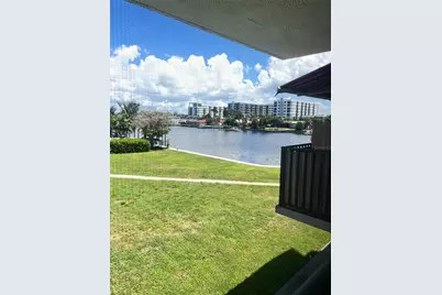 3789 46th Avenue S #202, Saint Petersburg, FL 33711 - Photo 20