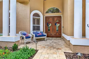 3918 S Nine Dr, Valrico, FL 33596 - Photo 6