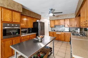 3000 Ponce De Leon Way S, Saint Petersburg, FL 33712 - Photo 18