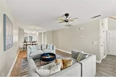 13017 Lorna Place, Tampa, FL 33618 - Photo 2