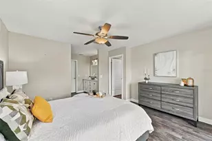 13017 Lorna Pl, Tampa, FL 33618 - Photo 18