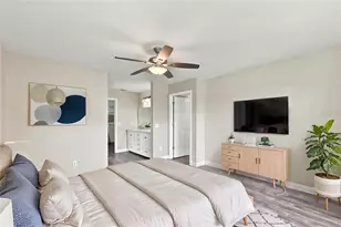 13017 Lorna Pl, Tampa, FL 33618 - Photo 4