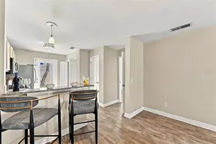 13017 Lorna Pl, Tampa, FL 33618 - Photo 12