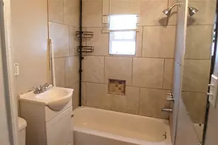 2055 28th Ave N, Saint Petersburg, FL 33713 - Photo 16