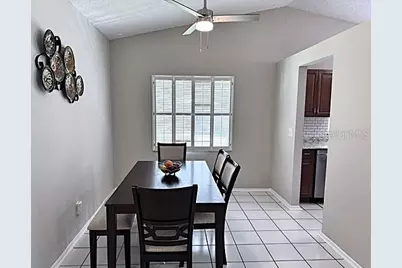 16004 Grass Lake Drive, Tampa, FL 33618 - Photo 12