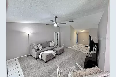 16004 Grass Lake Drive, Tampa, FL 33618 - Photo 4
