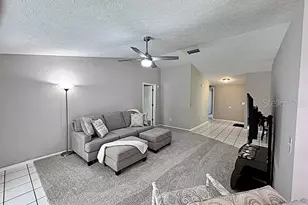 16004 Grass Lake Dr, Tampa, FL 33618 - Photo 4