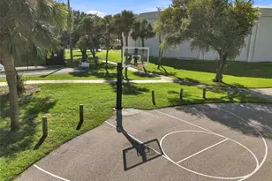 11900 7th St E, Treasure Island, FL 33706 - Photo 64