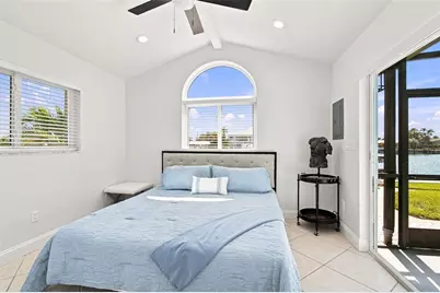 11900 7th Street E, Treasure Island, FL 33706 - Photo 38