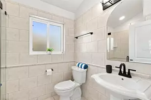 11900 7th St E, Treasure Island, FL 33706 - Photo 42