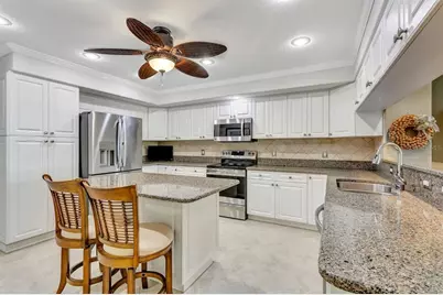 521 Pinellas Bayway S #105, Tierra Verde, FL 33715 - Photo 18