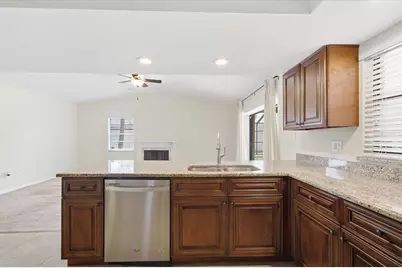 14105 Knottingsley Place, Tampa, FL 33624 - Photo 8