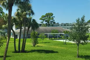 4880 Locust St NE, Saint Petersburg, FL 33703 - Photo 24