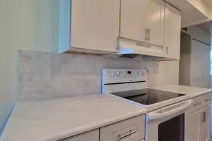 4880 Locust St NE, Saint Petersburg, FL 33703 - Photo 12