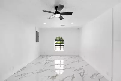 3823 E Norfolk Street, Tampa, FL 33604 - Photo 22