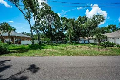 77th Avenue, Seminole, FL 33776 - Photo 20
