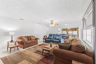 2110 Harleston Pl, Sun City Center, FL 33573 - Photo 8