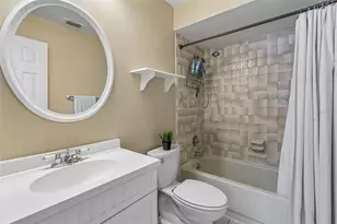 4737 Foxshire Cir, Tampa, FL 33624 - Photo 54