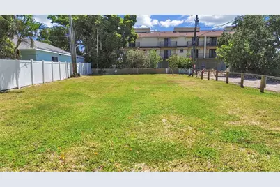 140 92nd Avenue, Treasure Island, FL 33706 - Photo 8
