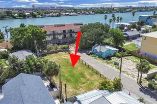 140 92nd Ave, Treasure Island, FL 33706 - Photo 1