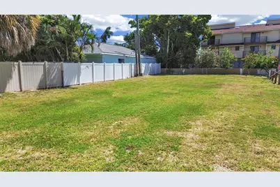 140 92nd Avenue, Treasure Island, FL 33706 - Photo 10