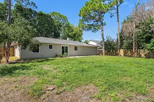 749 Elmont St NW, Palm Bay, FL 32907 - Photo 6