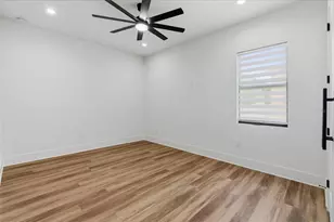 2914 W Walnut St, Tampa, FL 33607 - Photo 32