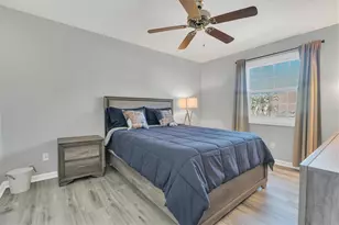 102 Pompano Dr SE, Saint Petersburg, FL 33705 - Photo 14