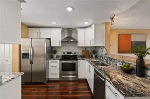 900 Cove Cay Dr, Clearwater, FL 33760 - Photo 12
