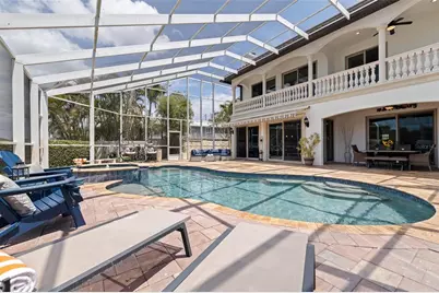 3931 Pompano Drive SE, Saint Petersburg, FL 33705 - Photo 2