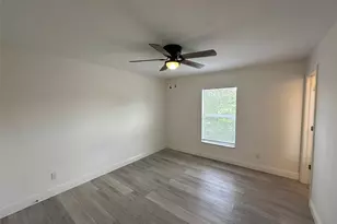 3717 N 56th St, Tampa, FL 33619 - Photo 18