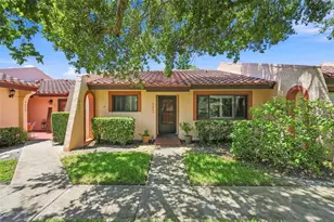 9683 86th Ave, Seminole, FL 33777 - Photo 1