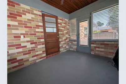 208 12th Avenue N, Saint Petersburg, FL 33701 - Photo 16