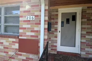 206 12th Ave N, Saint Petersburg, FL 33701 - Photo 1