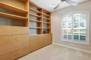 9802 Mako Ct, Tampa, FL 33615 - Photo 34