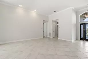 9802 Mako Ct, Tampa, FL 33615 - Photo 4