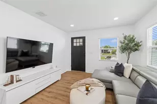 2505 W North B St, Tampa, FL 33609 - Photo 2