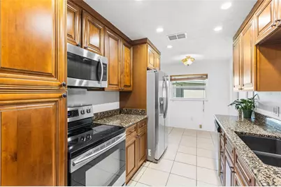 415 Maplewood Circle, Oldsmar, FL 34677 - Photo 18