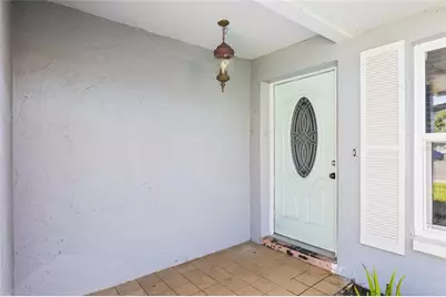 415 Maplewood Circle, Oldsmar, FL 34677 - Photo 4