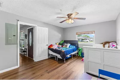 415 Maplewood Circle, Oldsmar, FL 34677 - Photo 12