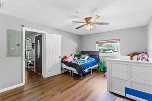 415 Maplewood Cir, Oldsmar, FL 34677 - Photo 12