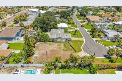 920 Palm Drive, Belleair Beach, FL 33786 - Photo 16