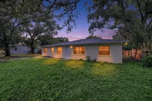 810 E 120th Ave, Tampa, FL 33612 - Photo 1