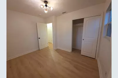 1020 19th Street S, Saint Petersburg, FL 33712 - Photo 18